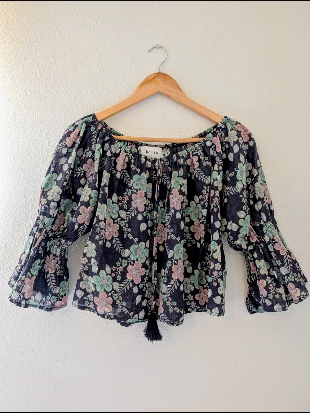 Bacio Floral Off-Shoulder Linen Peasant Top Size s